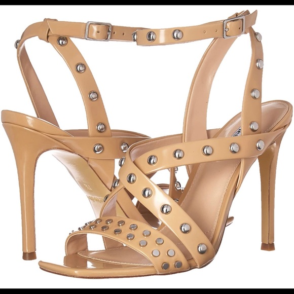 ⛔️SOLD⛔️Charles David Velocity Leather Stiletto - Picture 2 of 6